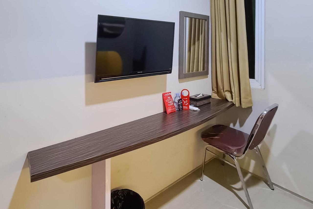 Gaia Asri Hotel Pamanukan Hilir エクステリア 写真