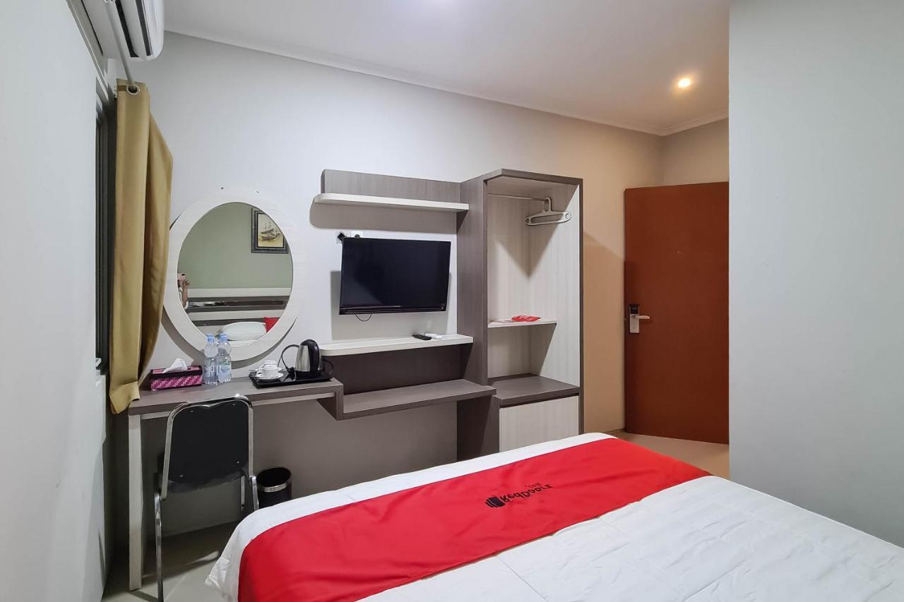 Gaia Asri Hotel Pamanukan Hilir エクステリア 写真