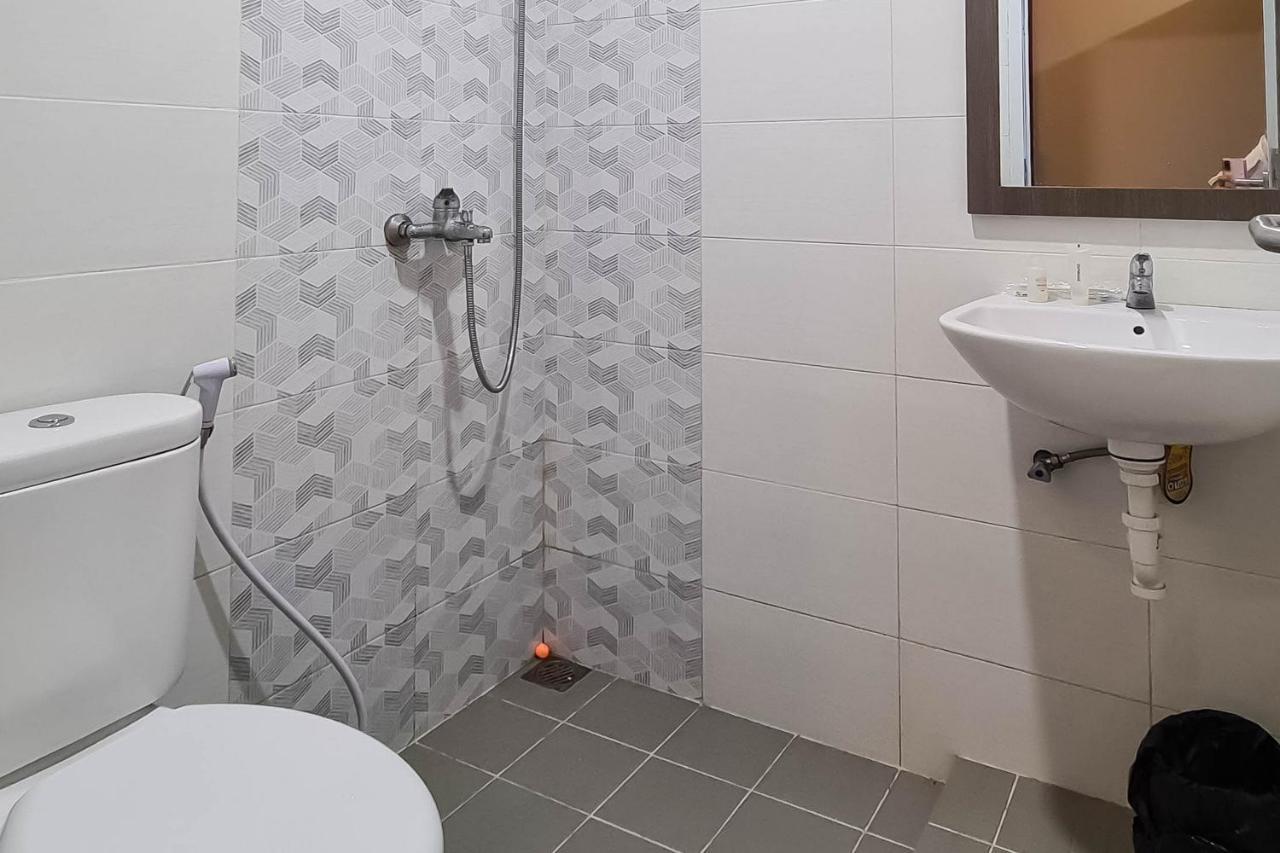 Gaia Asri Hotel Pamanukan Hilir エクステリア 写真