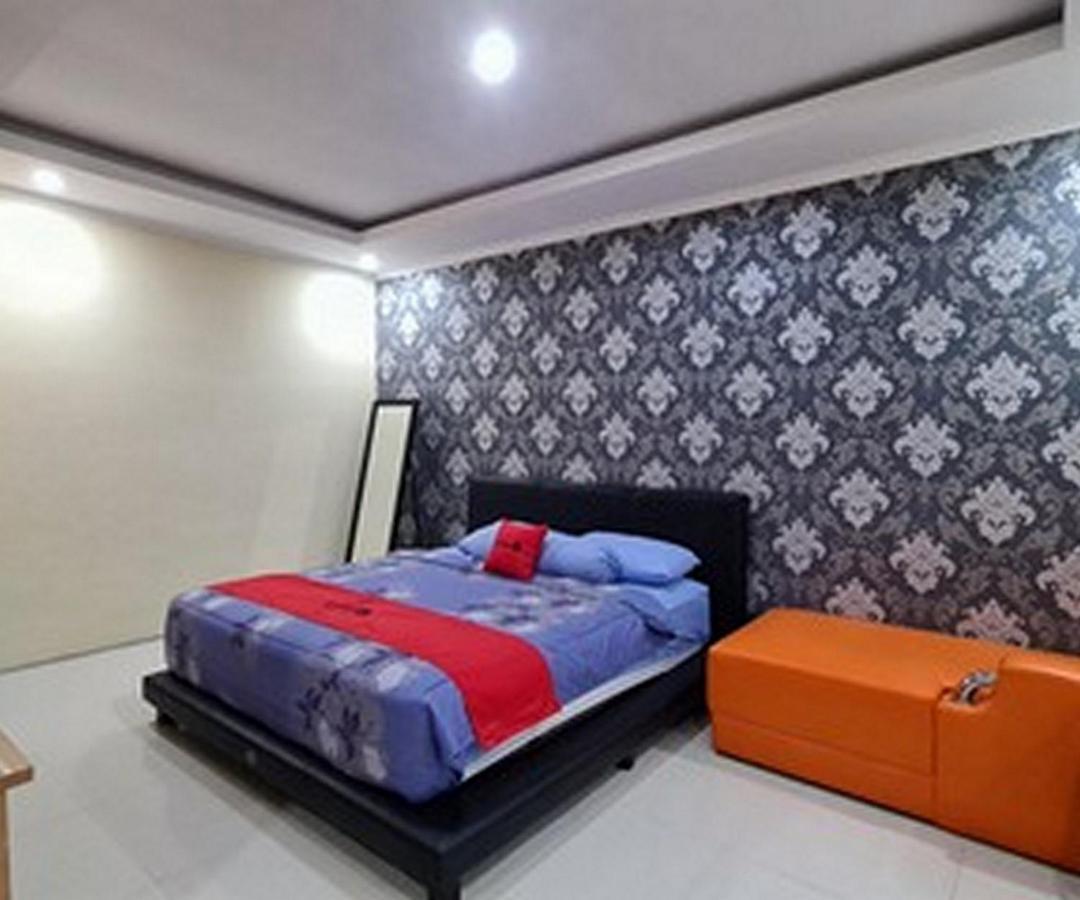 Gaia Asri Hotel Pamanukan Hilir エクステリア 写真