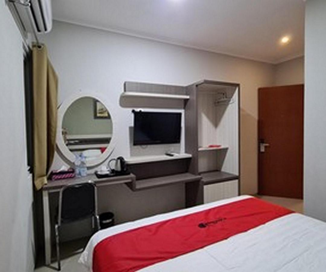Gaia Asri Hotel Pamanukan Hilir エクステリア 写真