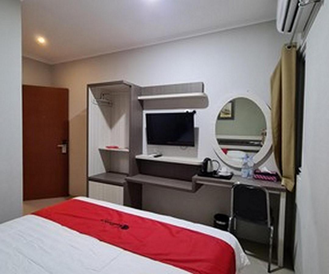 Gaia Asri Hotel Pamanukan Hilir エクステリア 写真