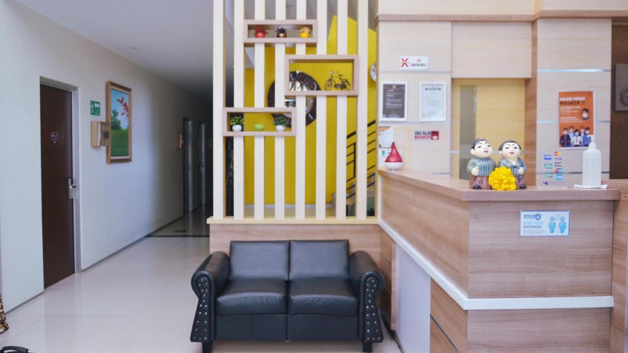 Gaia Asri Hotel Pamanukan Hilir エクステリア 写真
