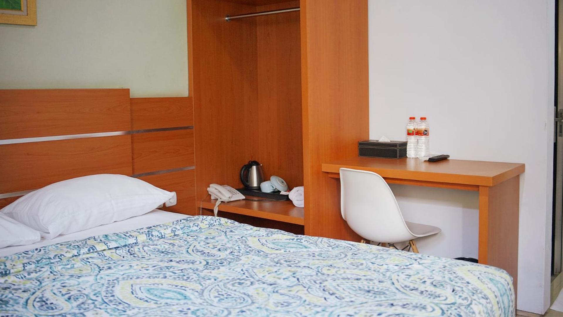 Gaia Asri Hotel Pamanukan Hilir 部屋 写真